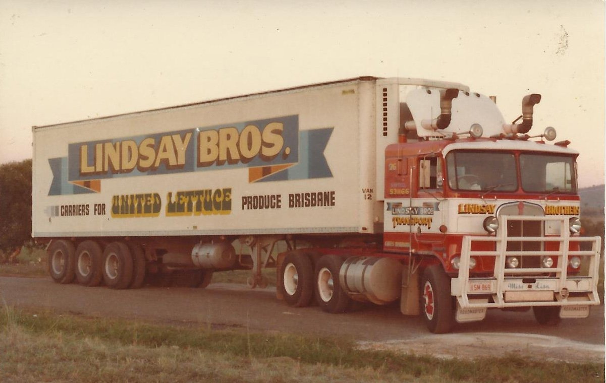 BAILEYjohnlindsaybrothers2.jpg