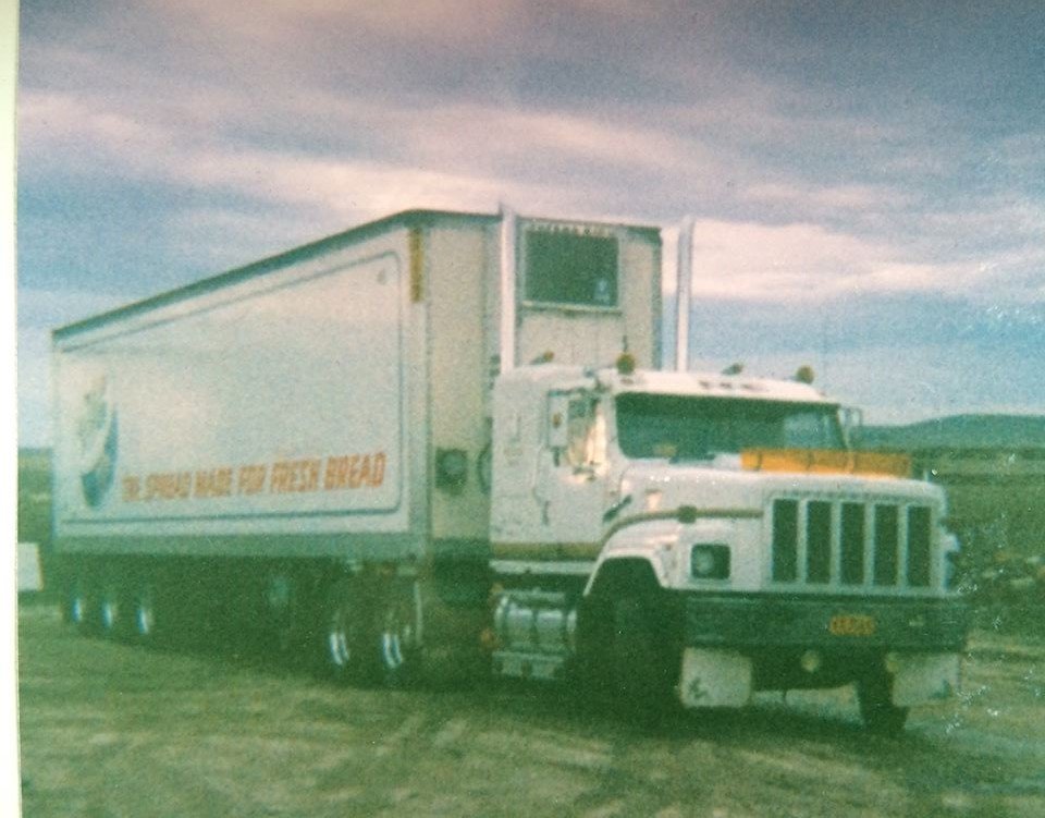 DIXONrobbietruck2.jpg