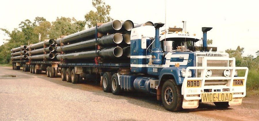 absalom Superliner Mack - photo taken 1984.jpeg