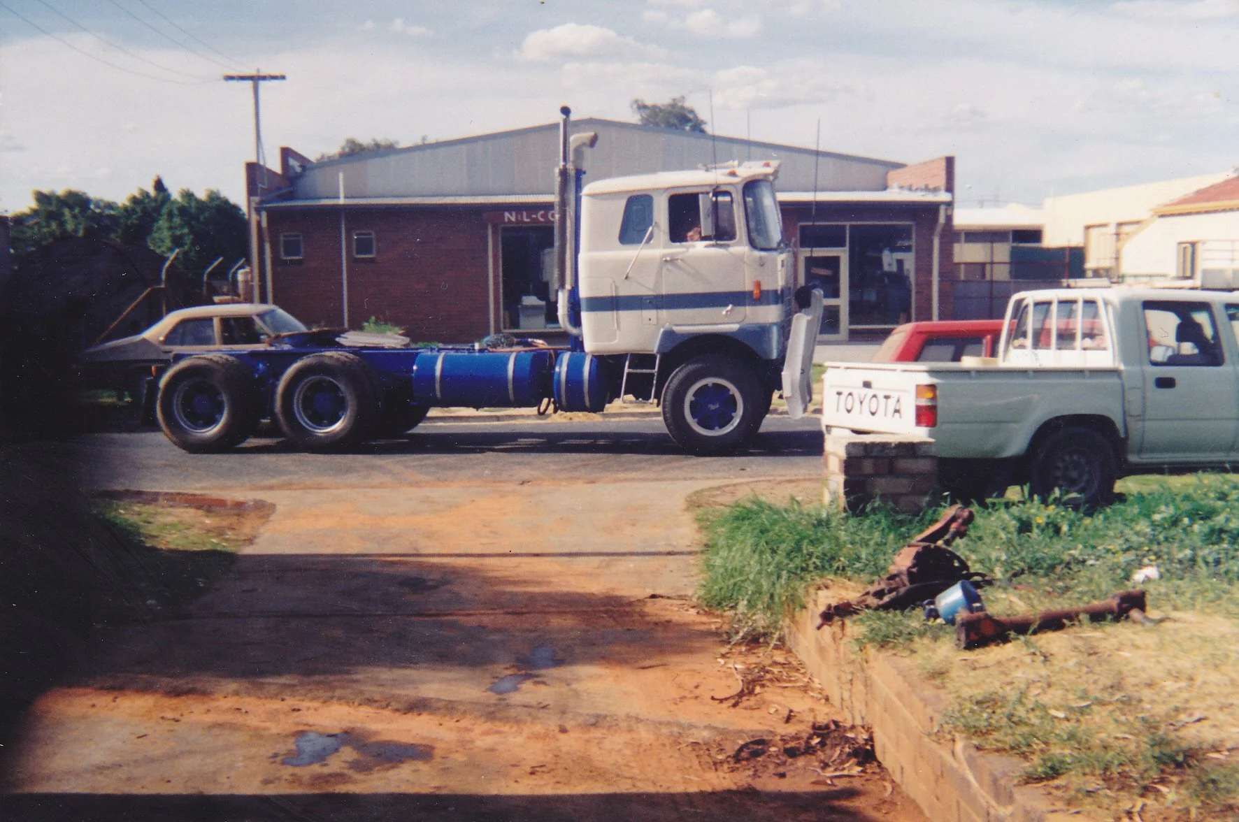 MUIRfayoldmack.jpg