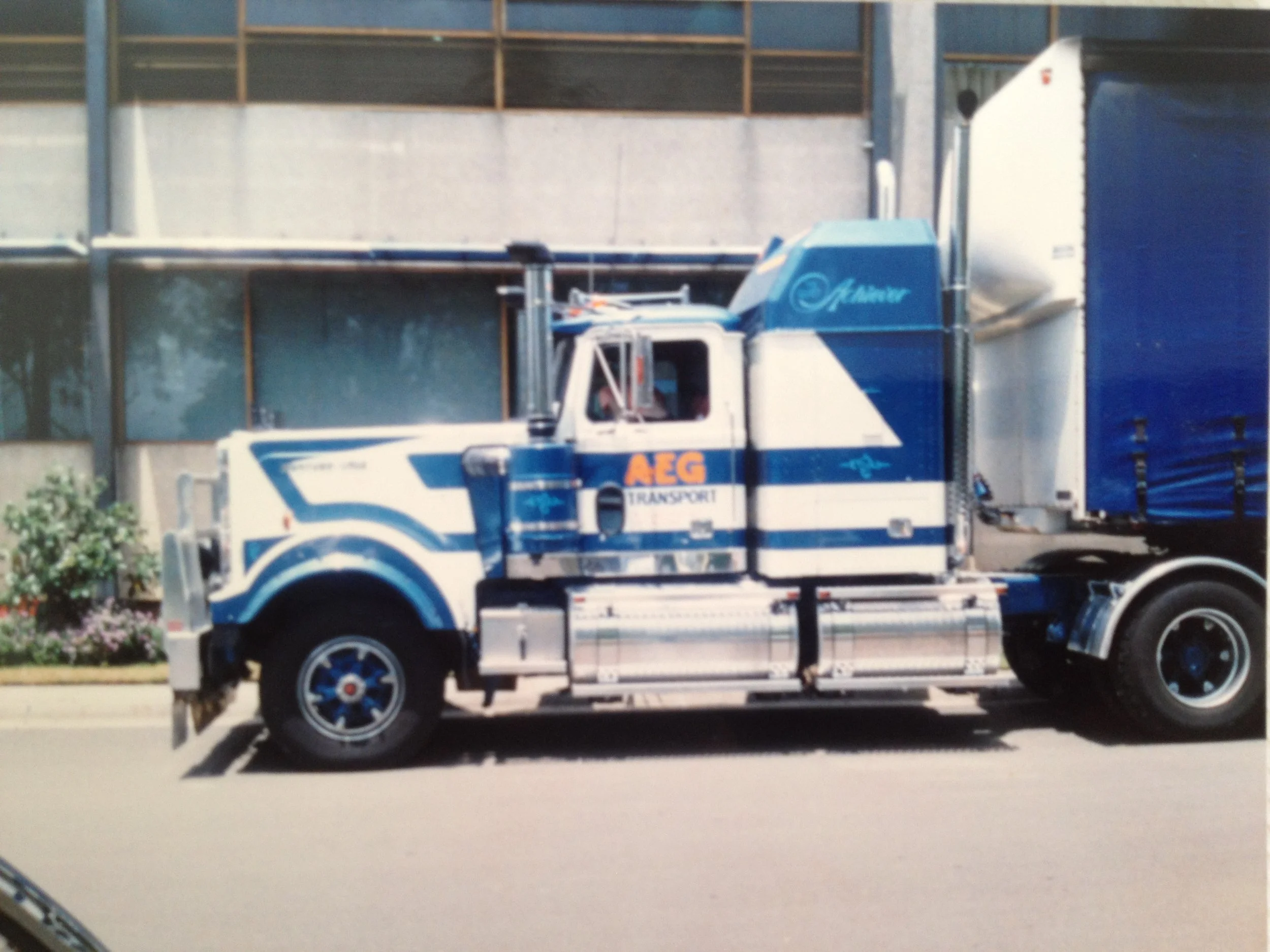 JEFFERYgordon1988westernstar.JPG