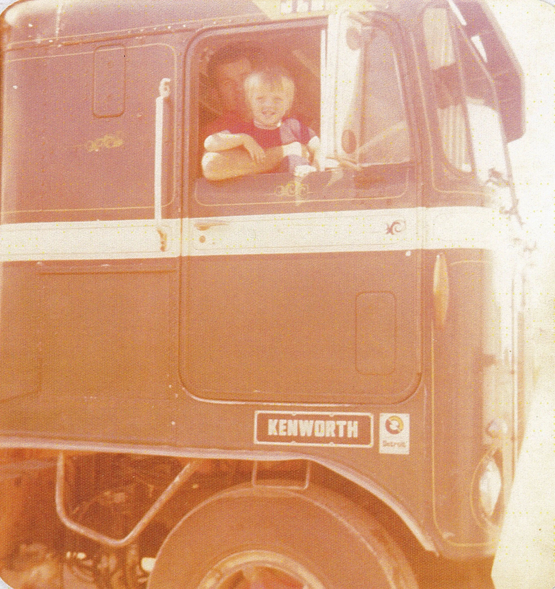 BEGELHOLE, Robert - Seattle Kenworth, 600dpi.jpg