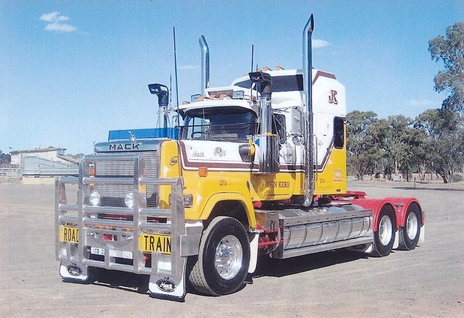 15KERRjohnmacksuperliner.jpeg