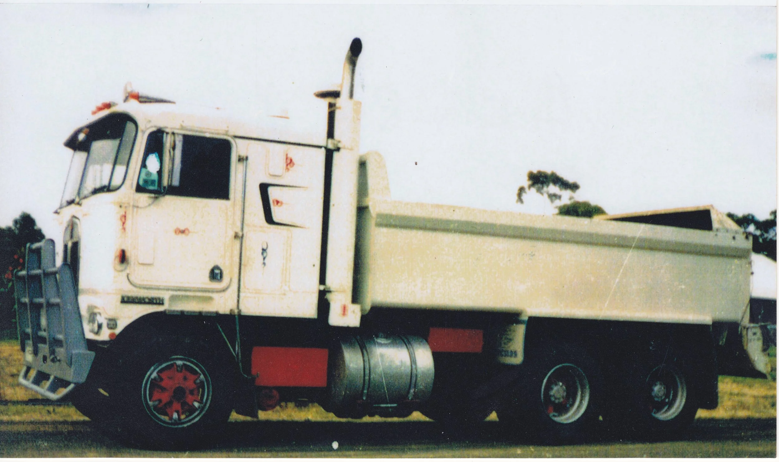 Martin, Arthur - Kenworth side view 1200dpi.jpg