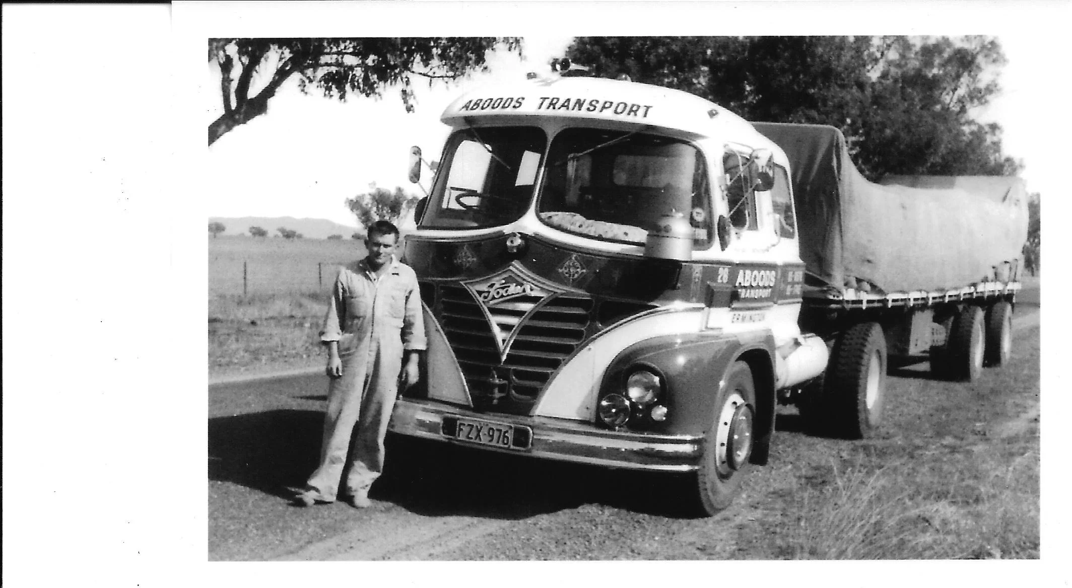 oneill 2 Stroke Foden, Near Tamworth.jpg