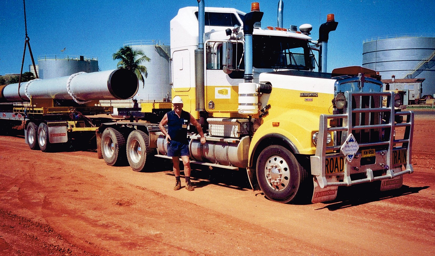 ottley Porky's SAR in Broome 2005.jpg