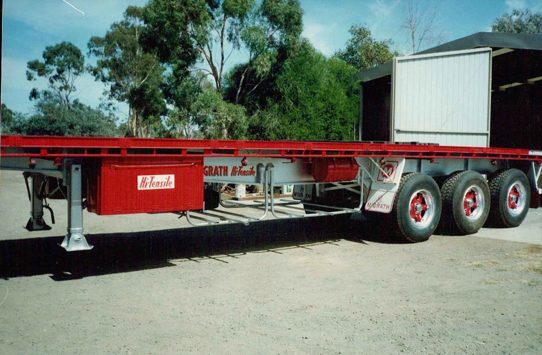 price Ronald Price_Repair damaged Tri-Axle Semi_Wooltrams Bendigo_3.jpg