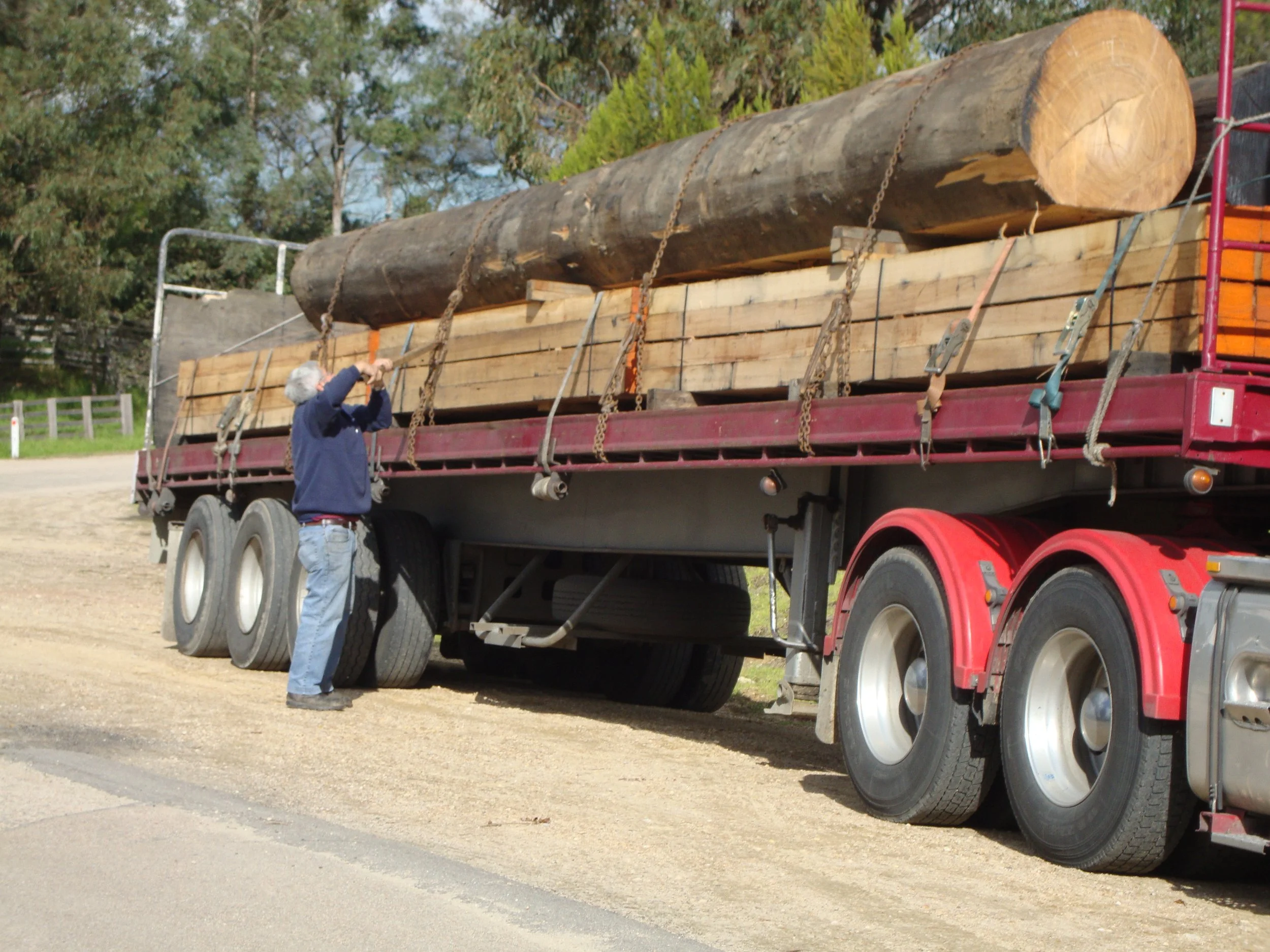Frank Loading his truck.JPG