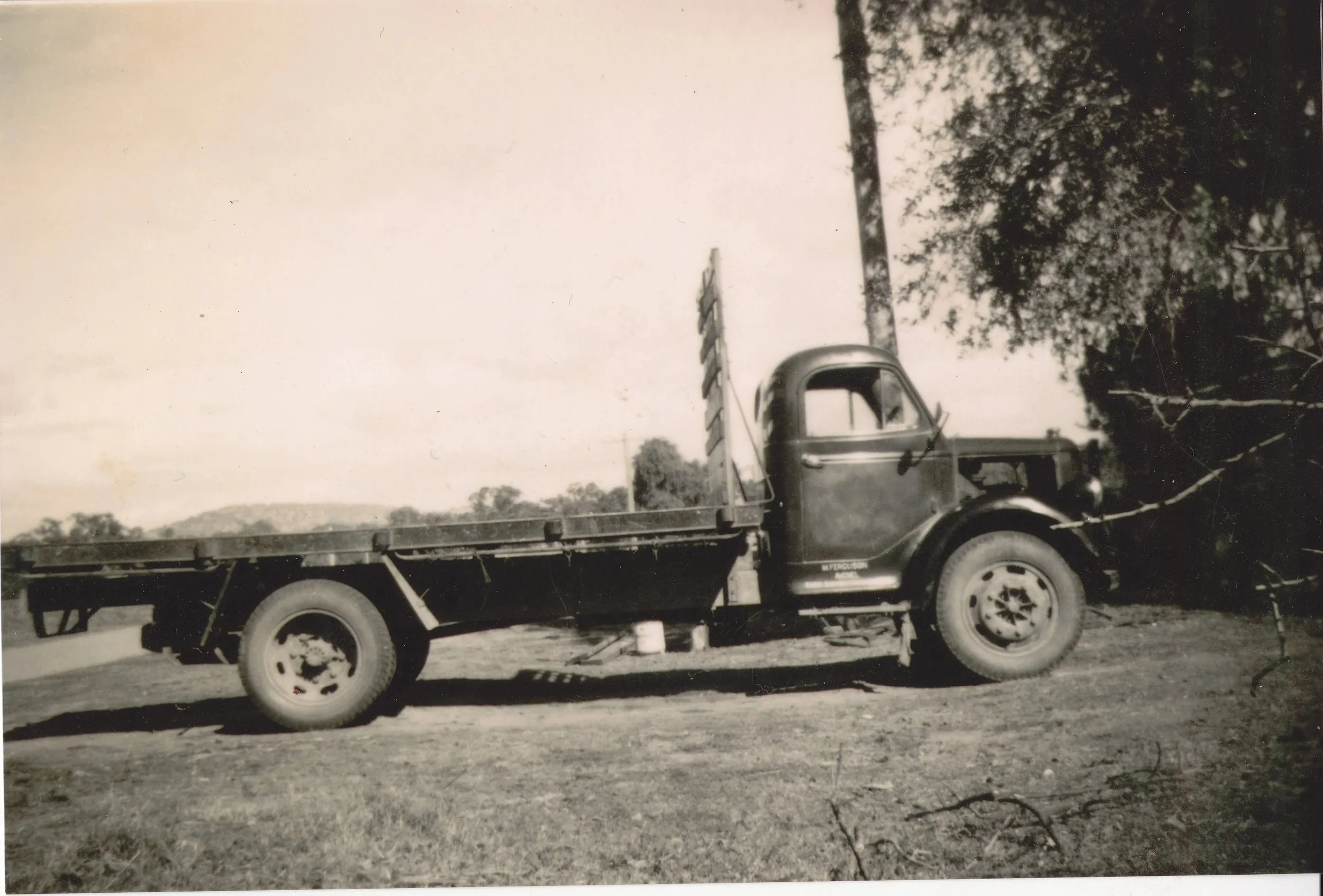 Ferguson%2C+Bill+-+Truck+Black+%26+White+1200dpi.jpg