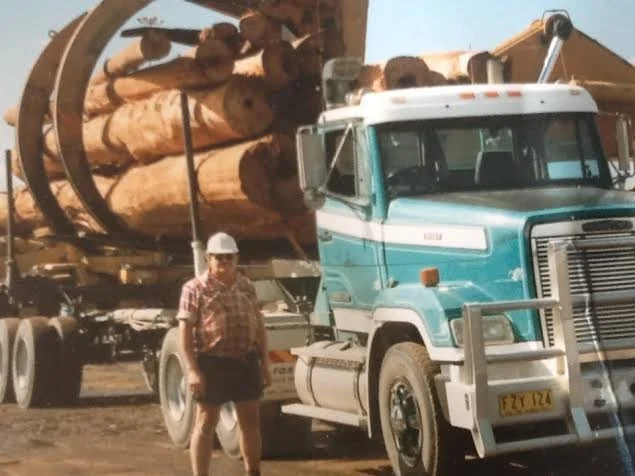 Bob getting unload at the HDA Chip Mill.jpg