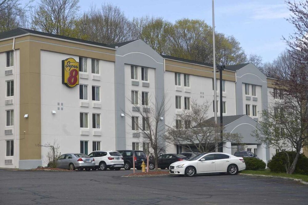  Danbury is poised to have a first-of-its kind homeless shelter at the Super 8 Motel, on Lake Avenue Extension, in Danbury, Conn.. Wednesday, April 14, 2021.  Photo: H John Voorhees III / Hearst Connecticut Media 