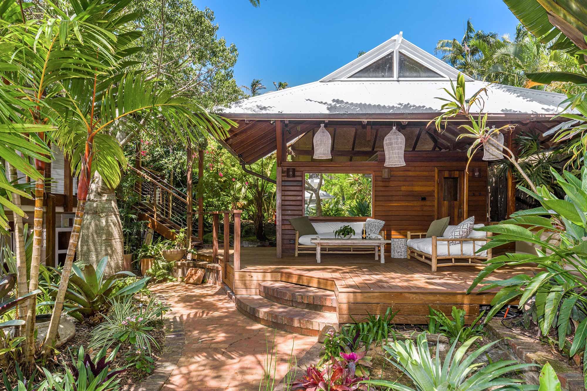 Jungleland - Byron Bay - Spa Pavilion flow to Studios.jpeg