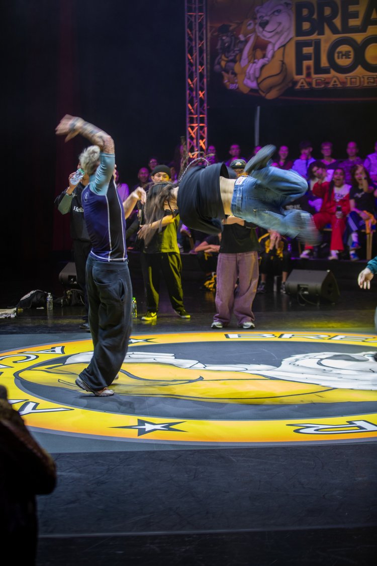 Break the Floor — Breakdance Photography — photograph 10 — © Michaël Gramm