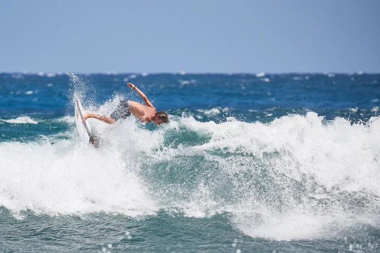 Surf Photography — photograph 36 — © Michaël Gramm