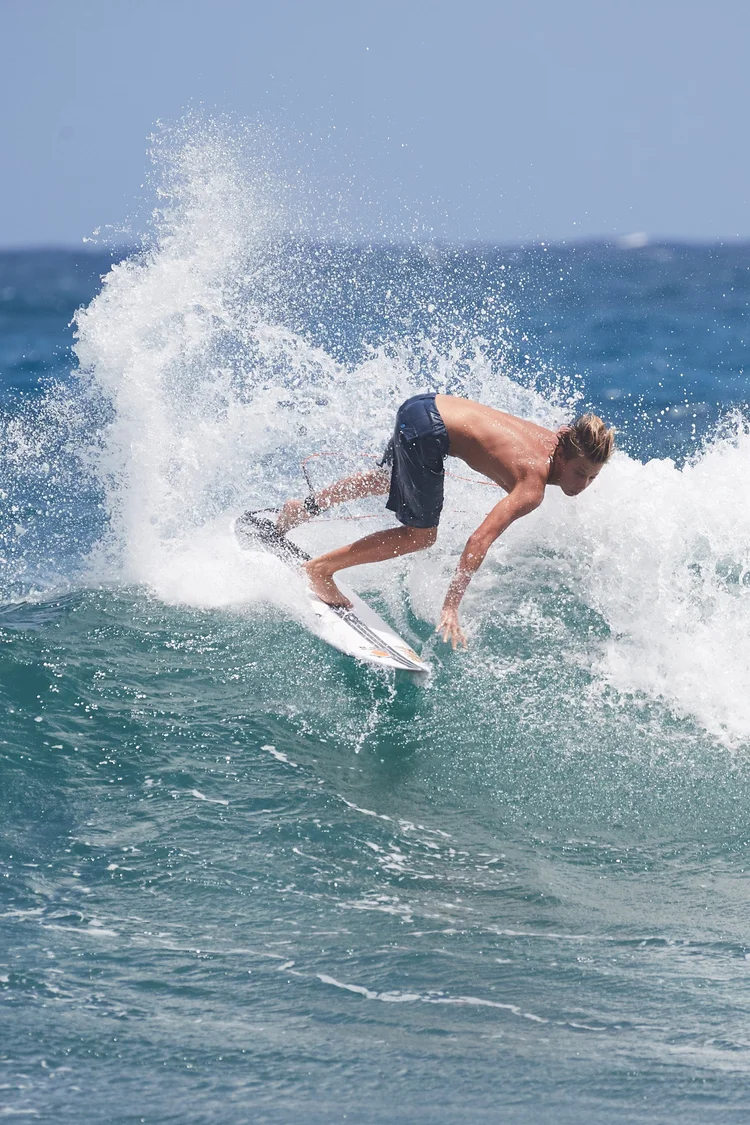 Surf Photography — photograph 28 — © Michaël Gramm