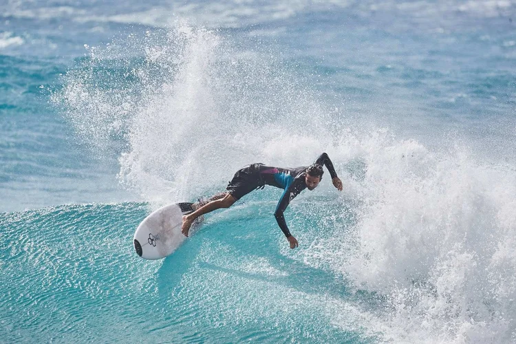 Surf Photography — photograph 17 — © Michaël Gramm