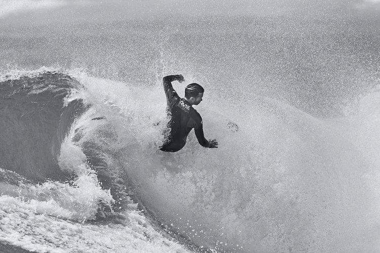 Surf Photography — photograph 20 — © Michaël Gramm