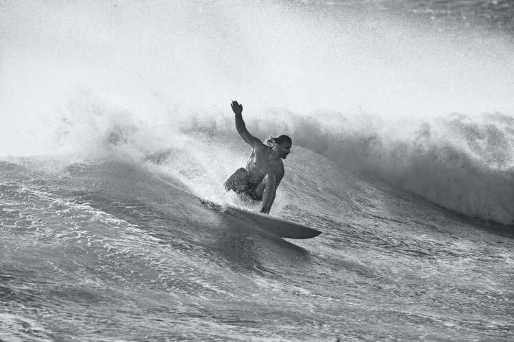 Surf Photography — photograph 22 — © Michaël Gramm