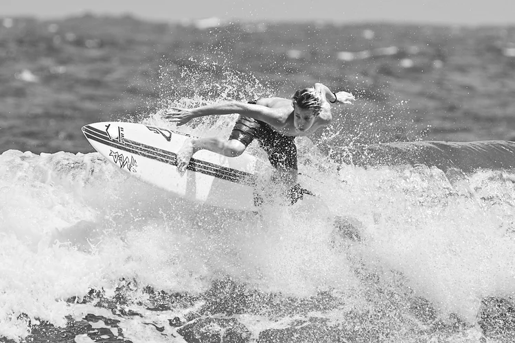 Surf Photography — photograph 29 — © Michaël Gramm