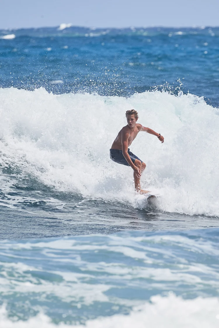 Surf Photography — photograph 42 — © Michaël Gramm