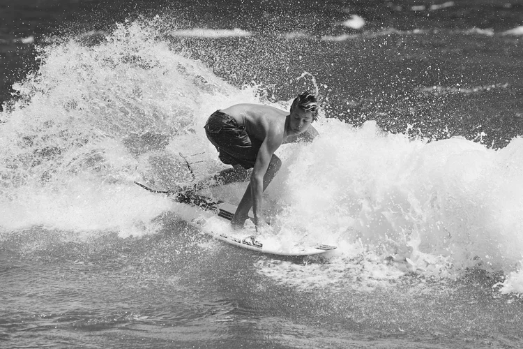 Surf Photography — photograph 52 — © Michaël Gramm