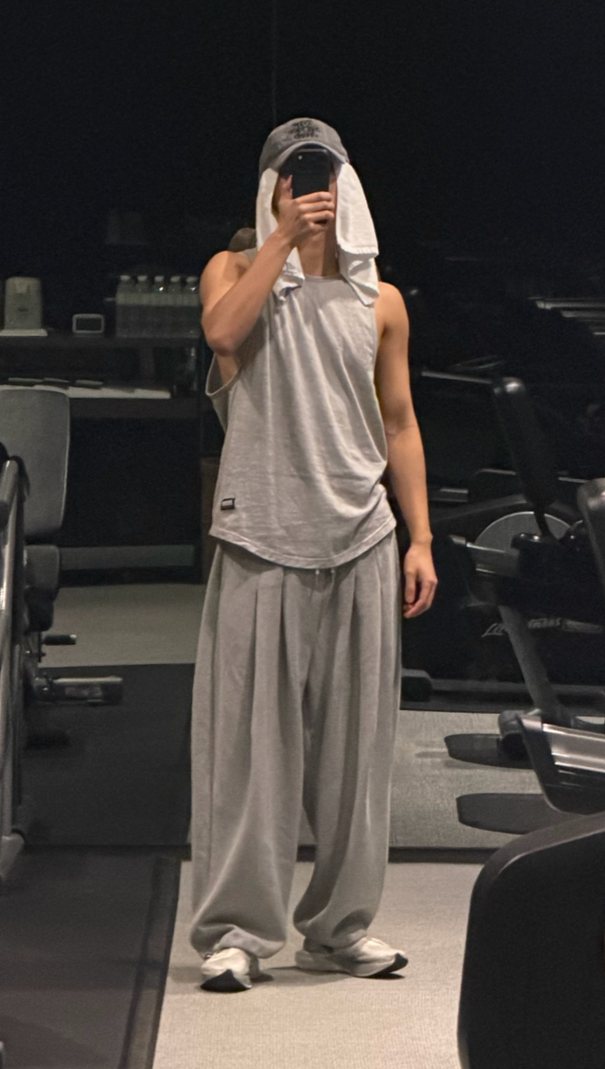 Seonghwa's IDF Grey Sweatpants