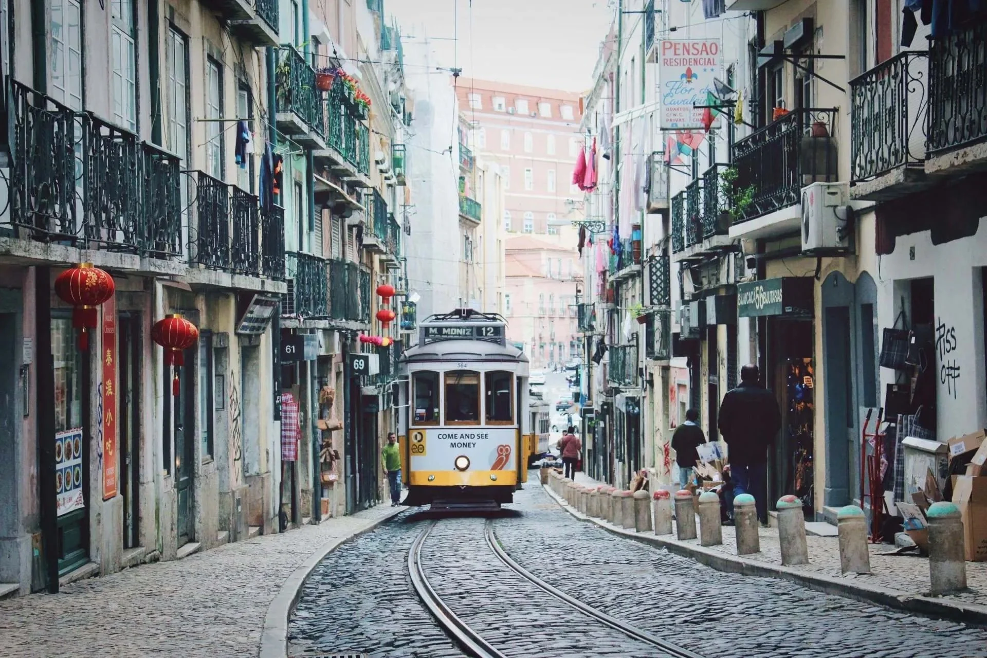 vita-marija-murenaite-Bg8atM-RVuw-unsplash-f054a63a-2880w.jpg