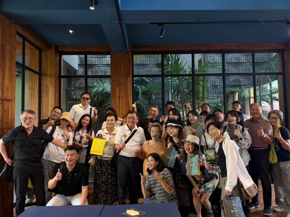It is always a pleasure to host craft workshops and introduce visitors to the artisans, traditions, and stories that shape our neighborhood.

Today we welcomed a wonderful group whose enthusiasm to learn, create, and connect made the experience espec