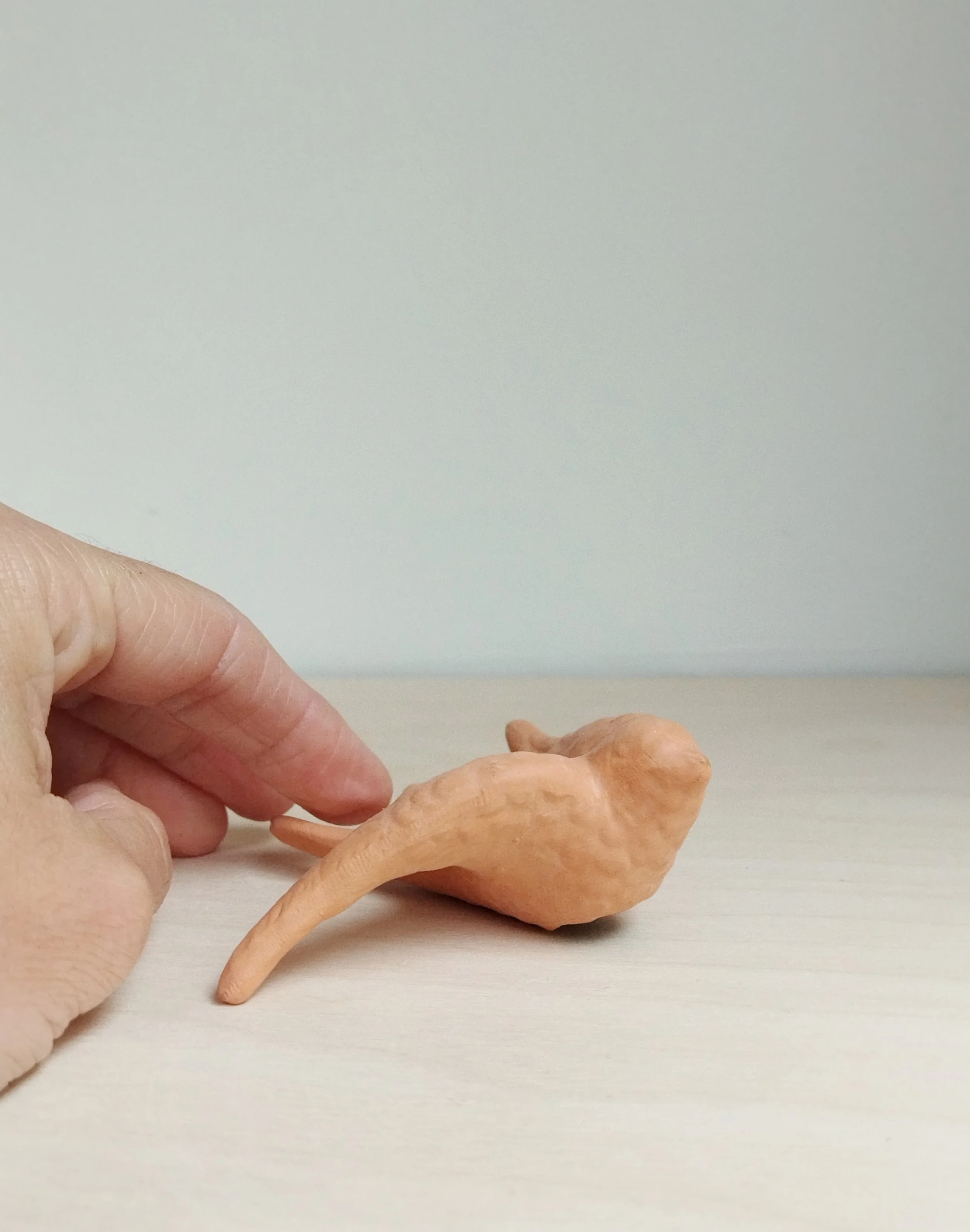 CALIZA_GOLONDRINA_BARRO_HANDMADE_DETALLE.jpg