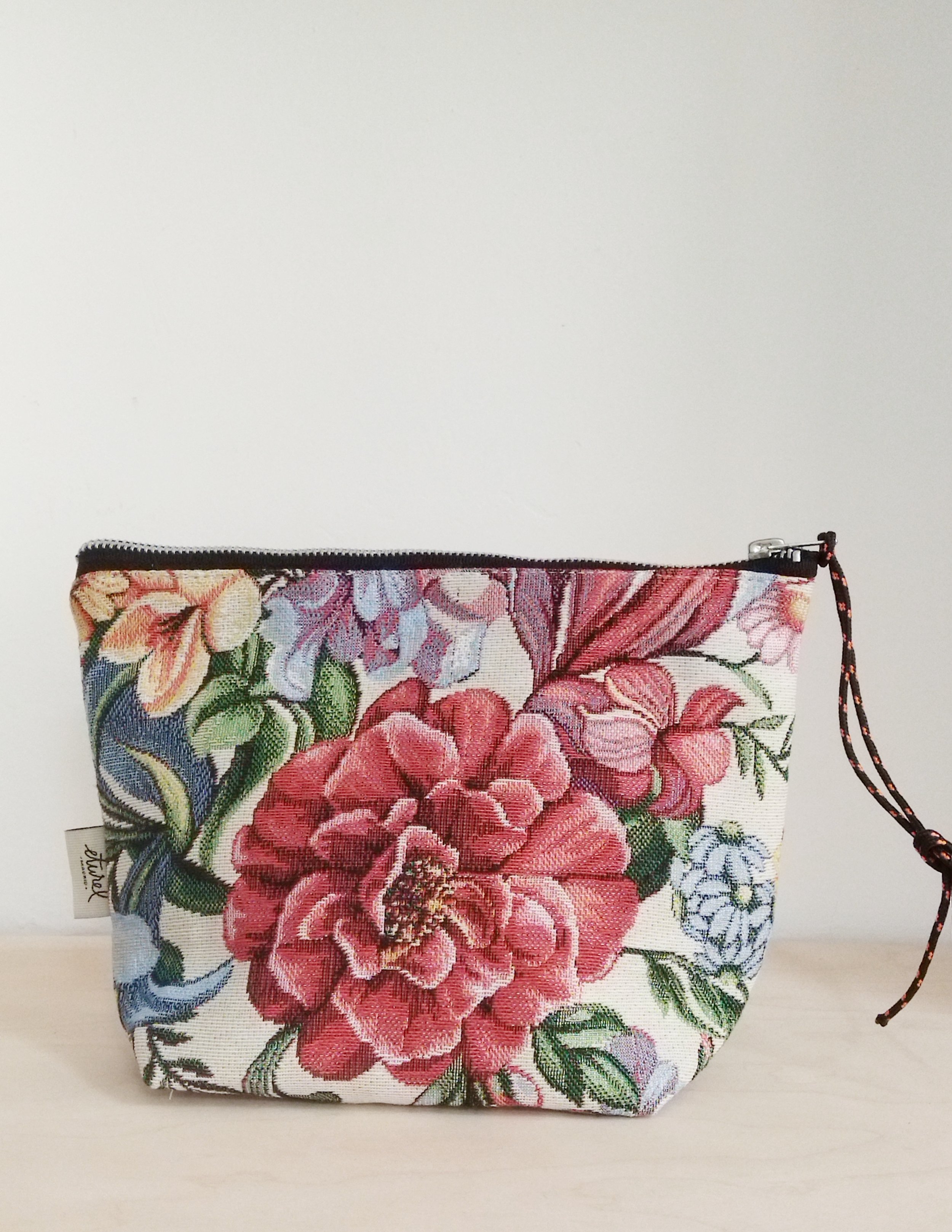 CALIZA_NECESER_ETUREL_HANDMADE_FLOR_GRANATE.jpg