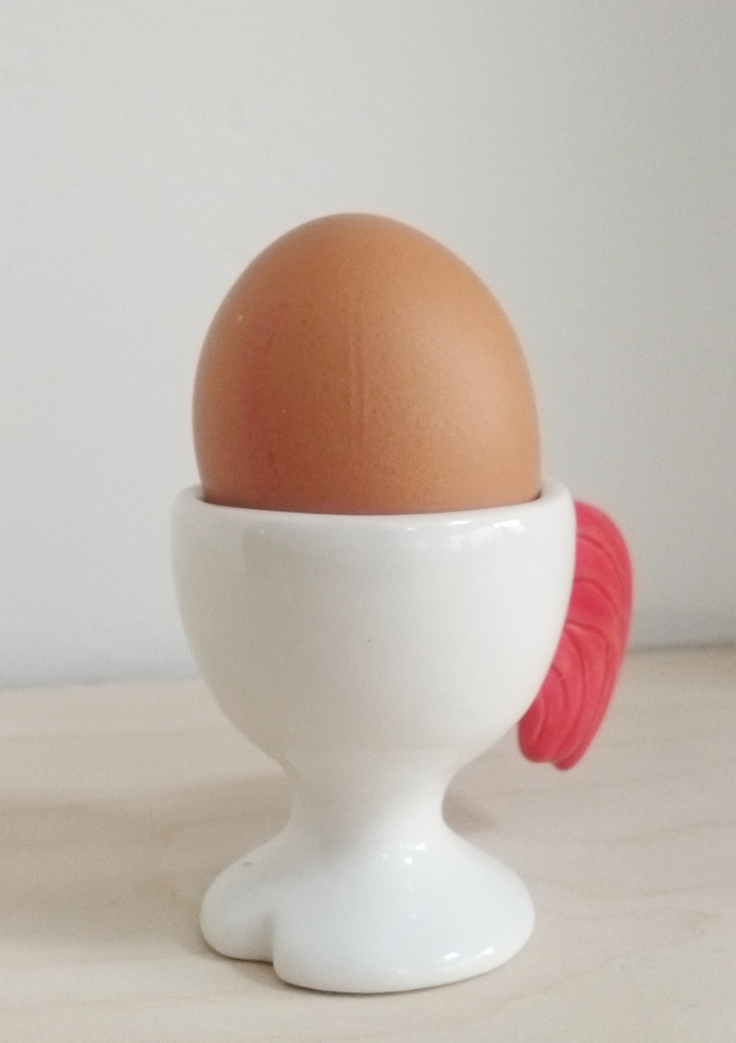 CALIZA_KIRIKI_TANATA_HUEVERA_GALLINA_HANDMADE_CERAMICA.jpeg