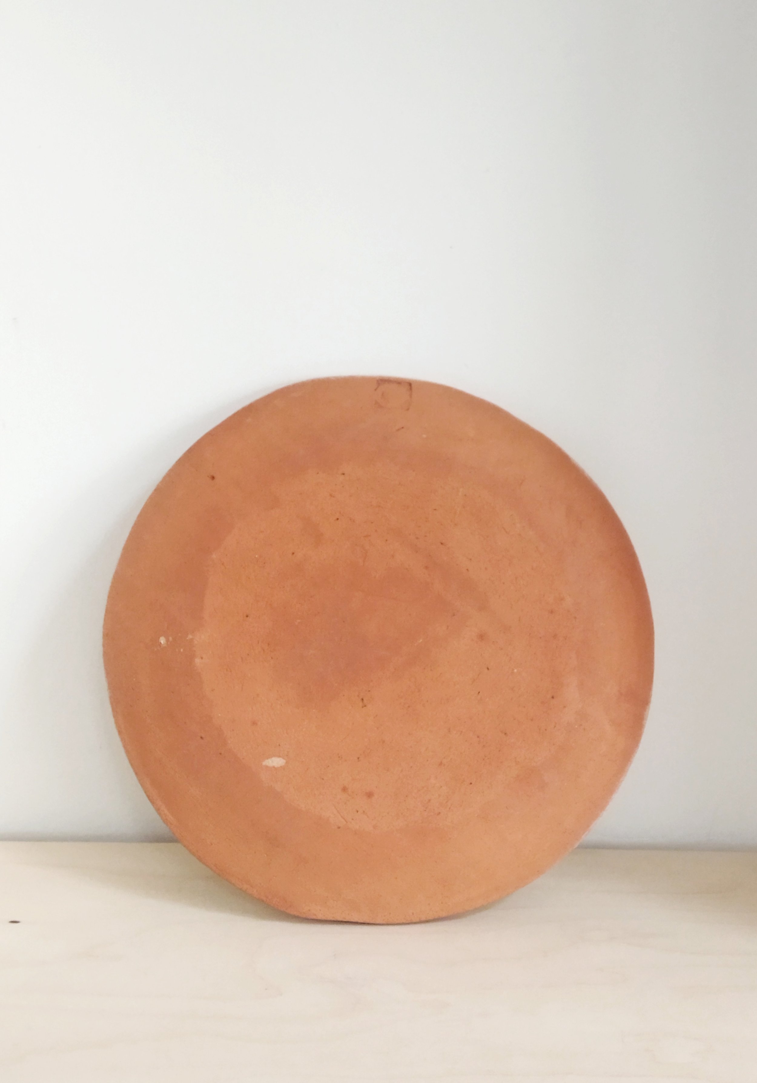 O_BARRO_ESMALTADO_CRUDO_HANDMADE_LACAVA_TRASERO.jpg