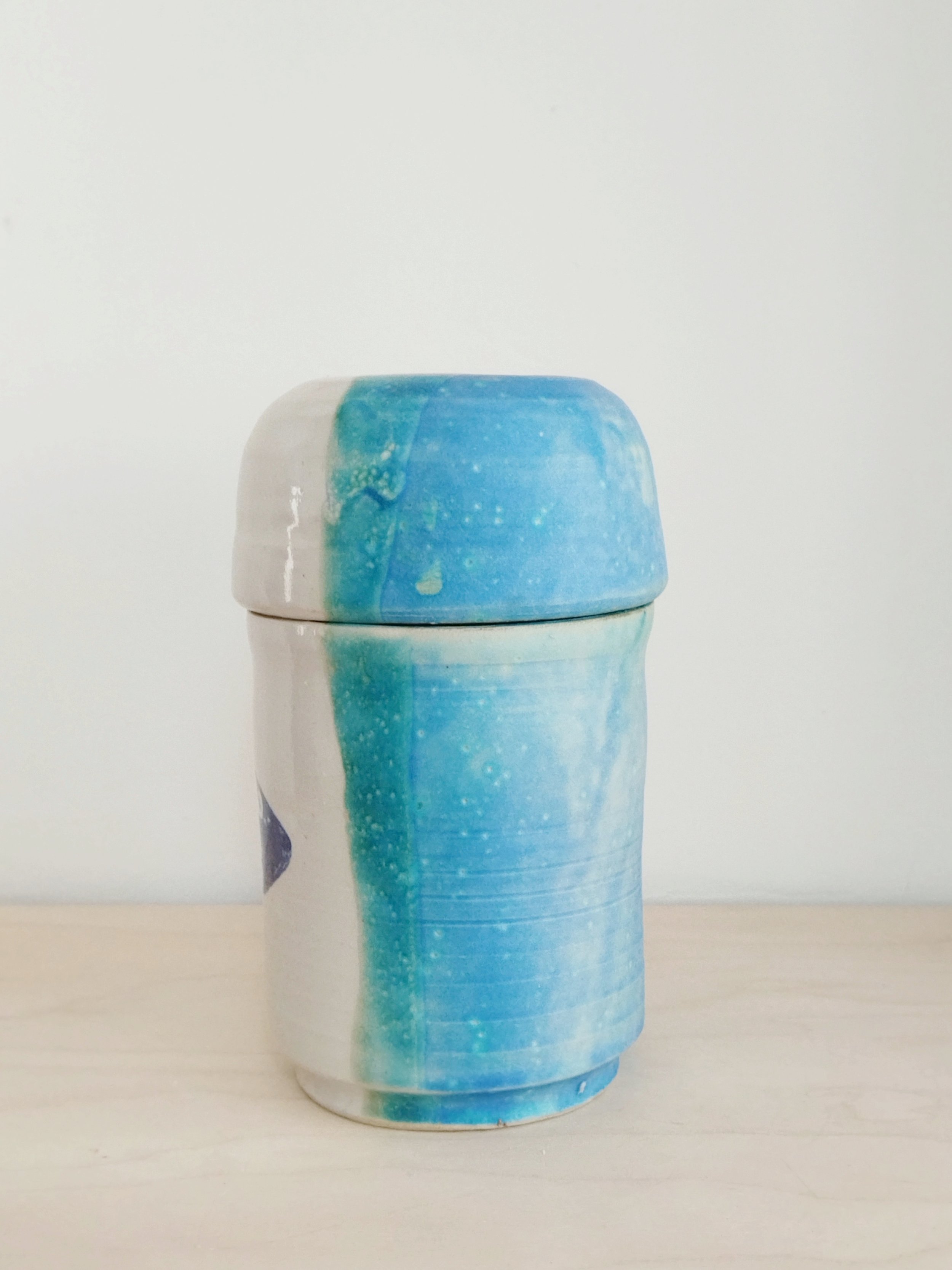 CALIZA_BOTE_CERAMICA_SERIGRAFIA_PEZ_ALMERIA..jpg