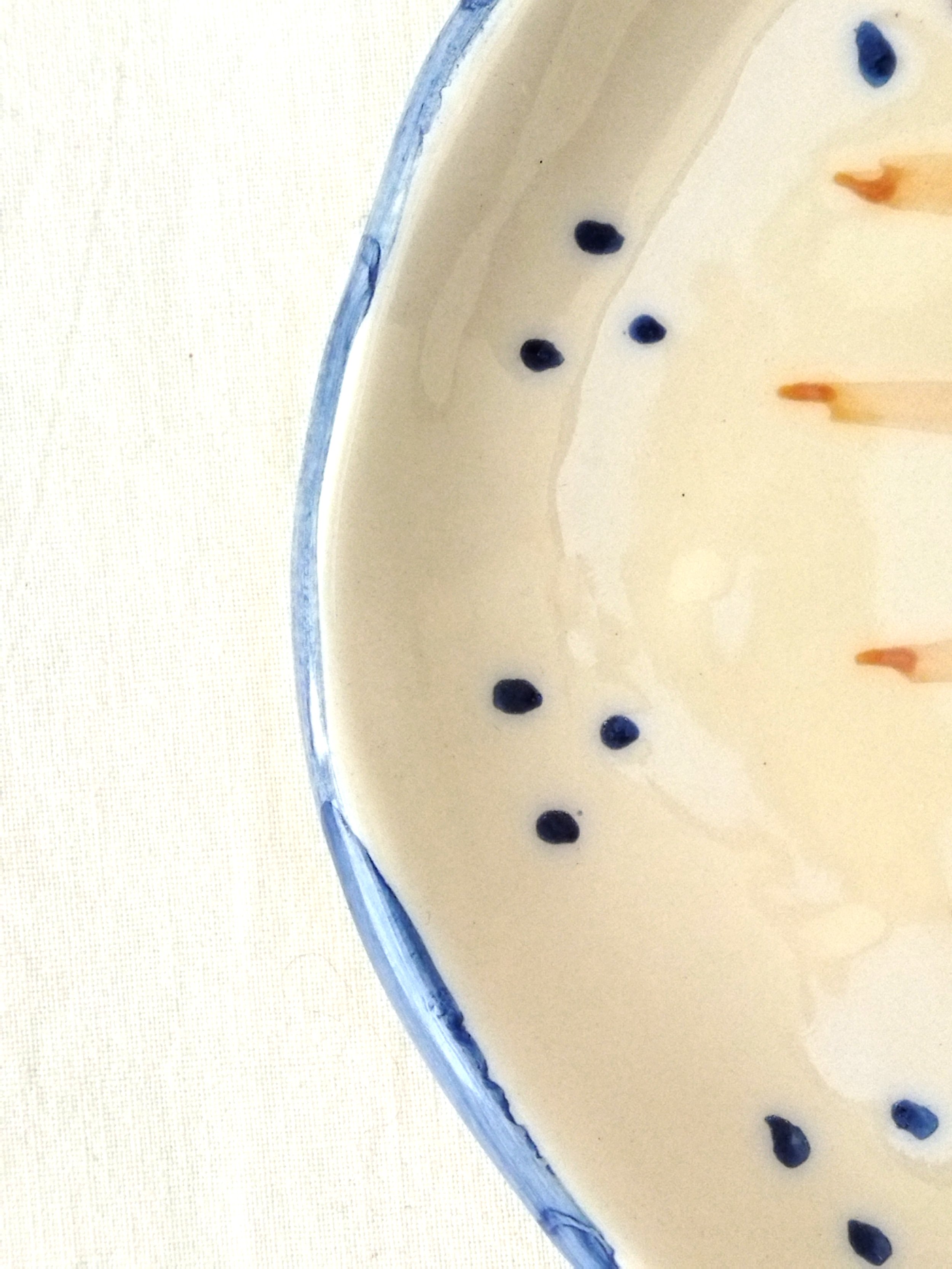CALIZA_PLATO_POSTRE_HANDMADE_CERAMICA_DETALLE.jpg
