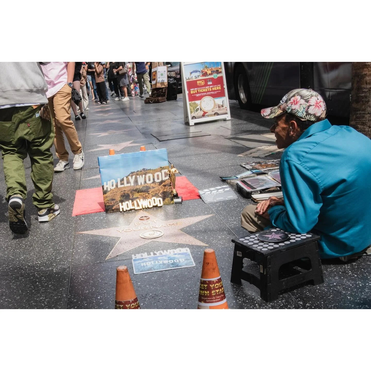 Around Hollywood Blvd last month.
.
.
.
#street_photography
#streetsgrammer
#sonystreetphotography 
#streetgallerymagazine
#streetphotographersfnd
#thespc
#spicollective#
#lastreetphotography