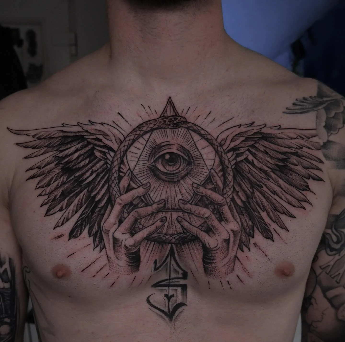 All seeing eye and Ouroboros chest-piece
Bookings and info
mail naar: info@lowdowntattoos.com
&deg;
&deg;
&deg;
&deg;
&deg;
#blackandgreytattoo #tattoo #tattoos #blackandgrey #ink #tattooartist #inked #art #tattooed #bodyart #inkedup #tattooer #samod