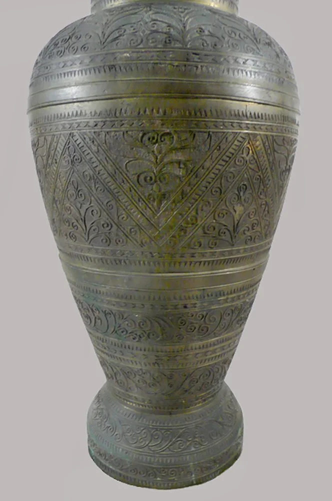 811-urn-g.JPG