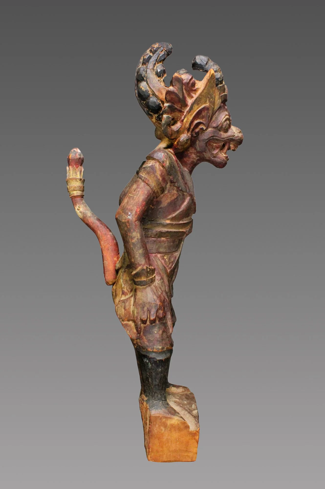 4729-statue-c.JPG