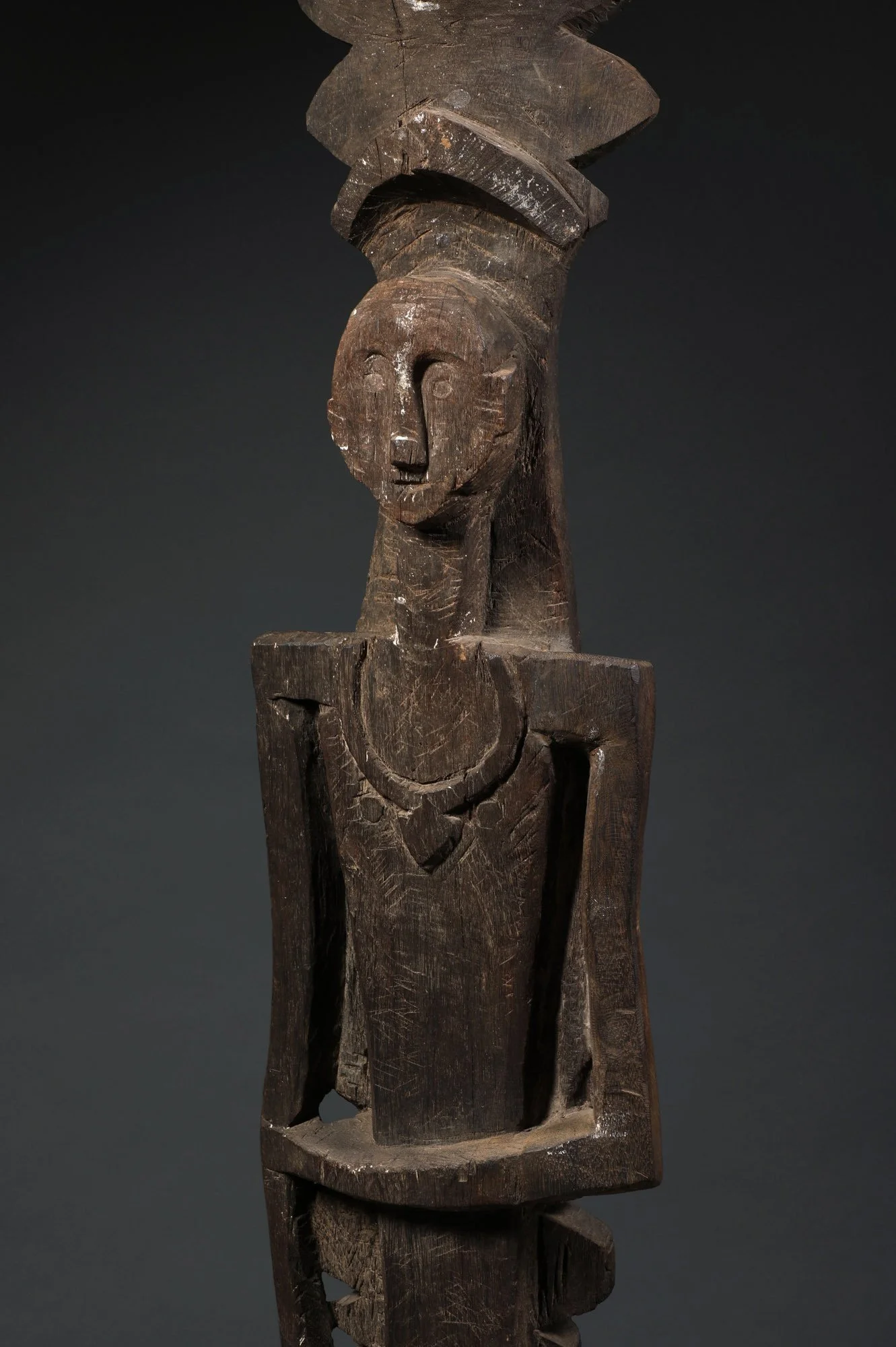 djz1-statue-j.jpg