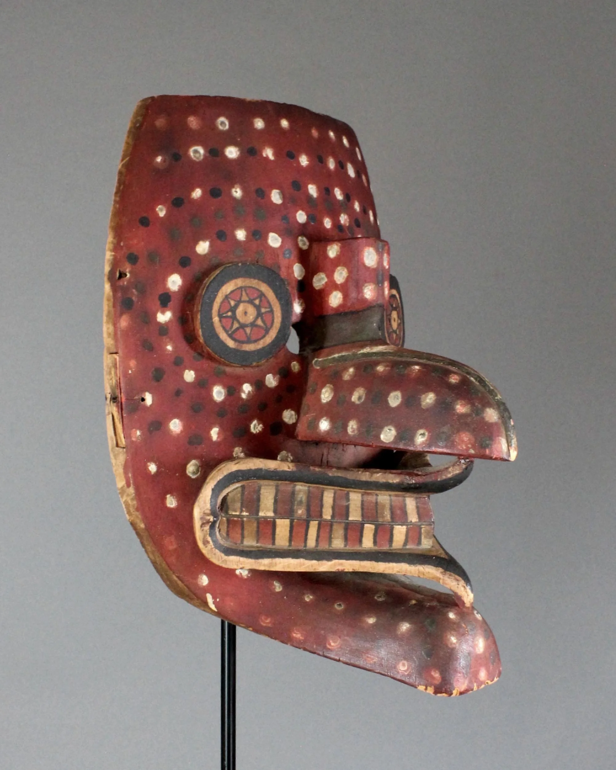 130-mask-b.jpg