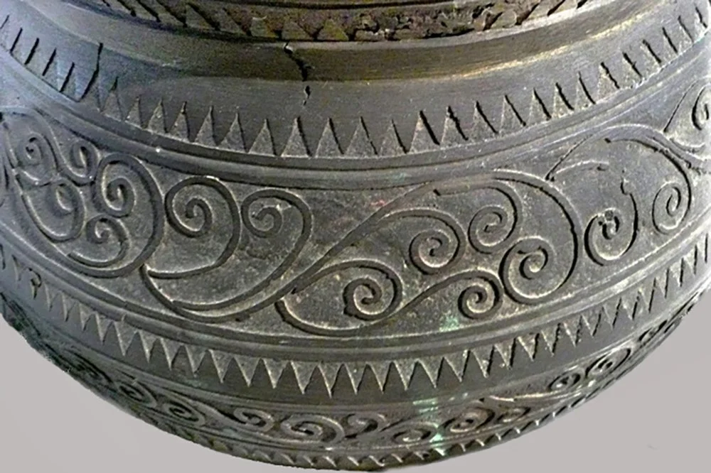 811-urn-h.JPG