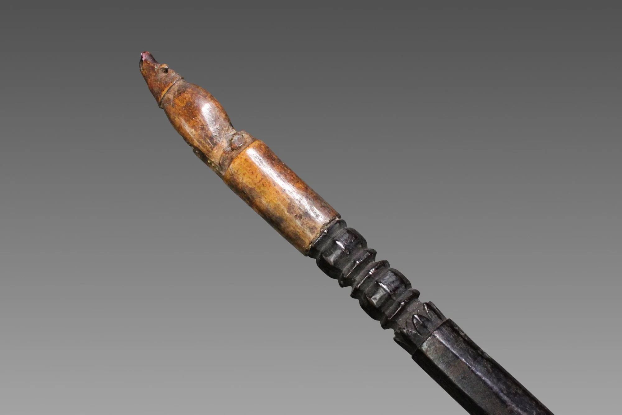 kp2m12-knife-f.JPG