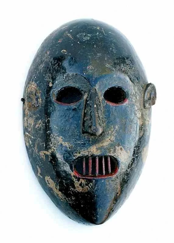42-archive-mask-a.jpg