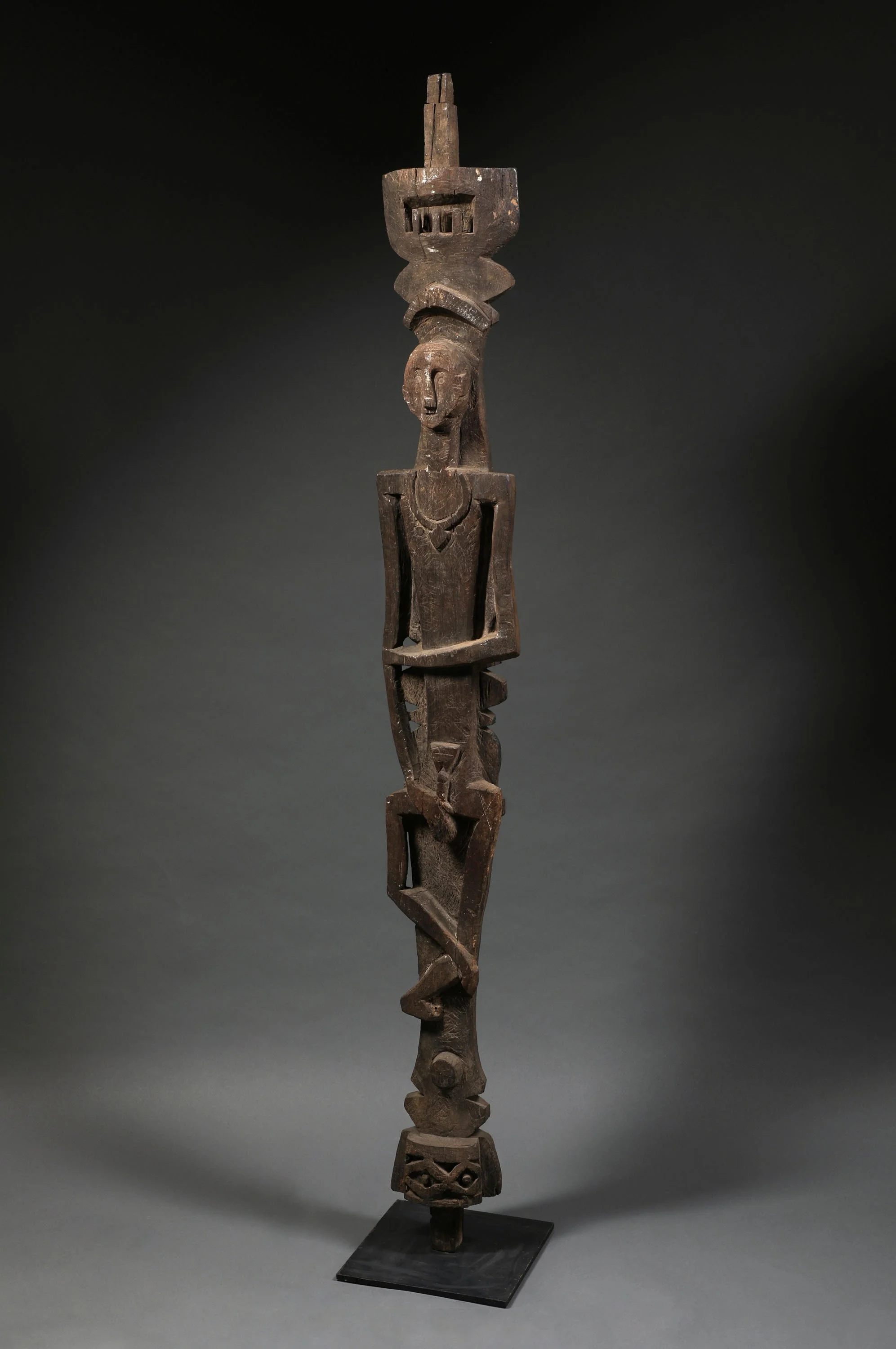 djz1-statue-f.jpg