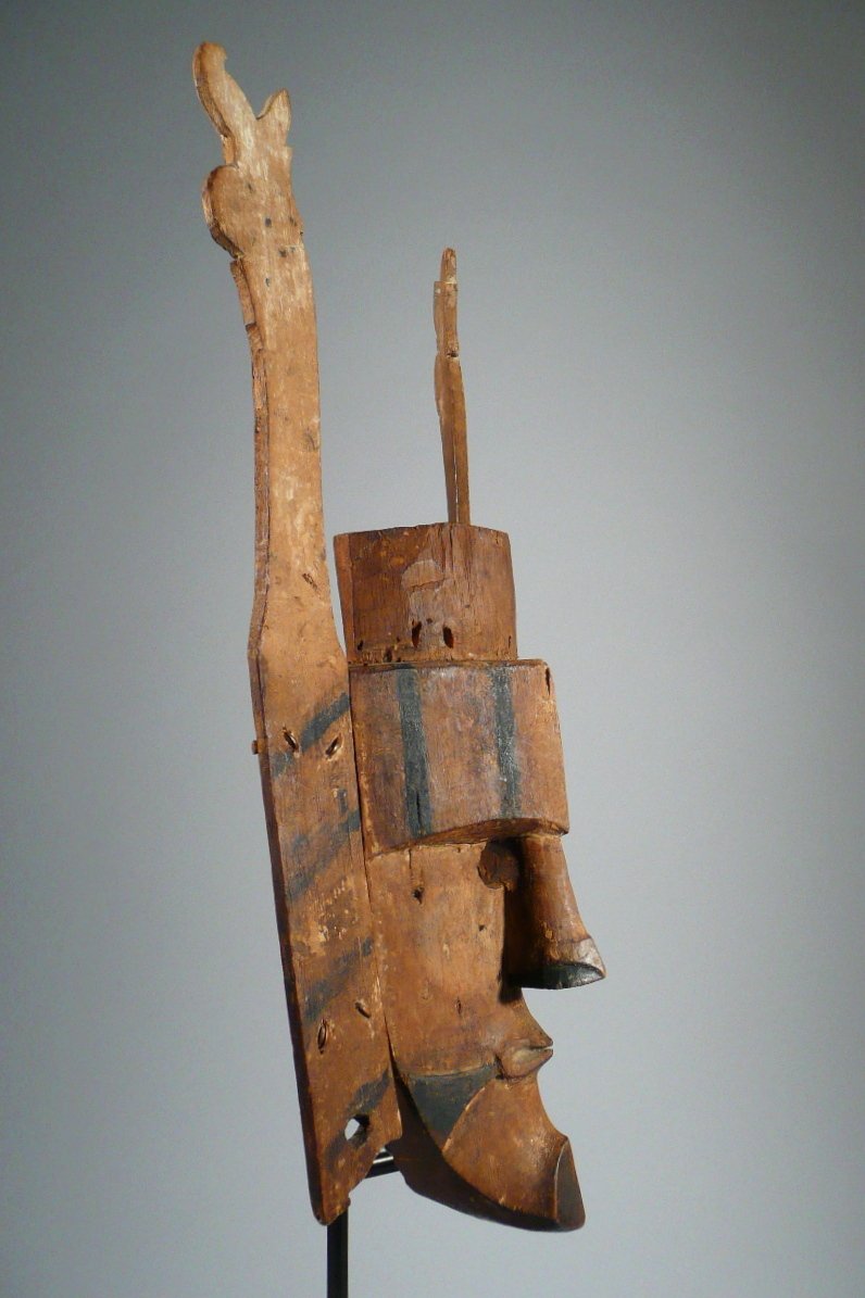 1537-mask-d.jpg