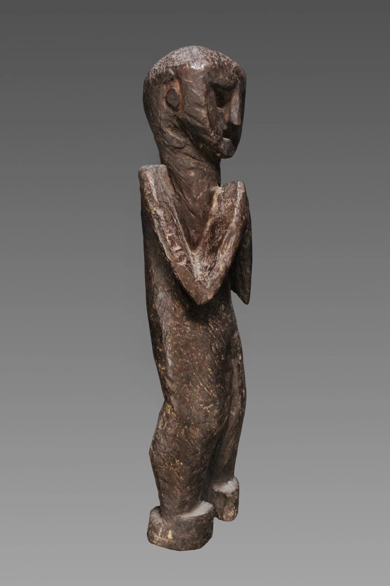 kpj2-statue-b.JPG