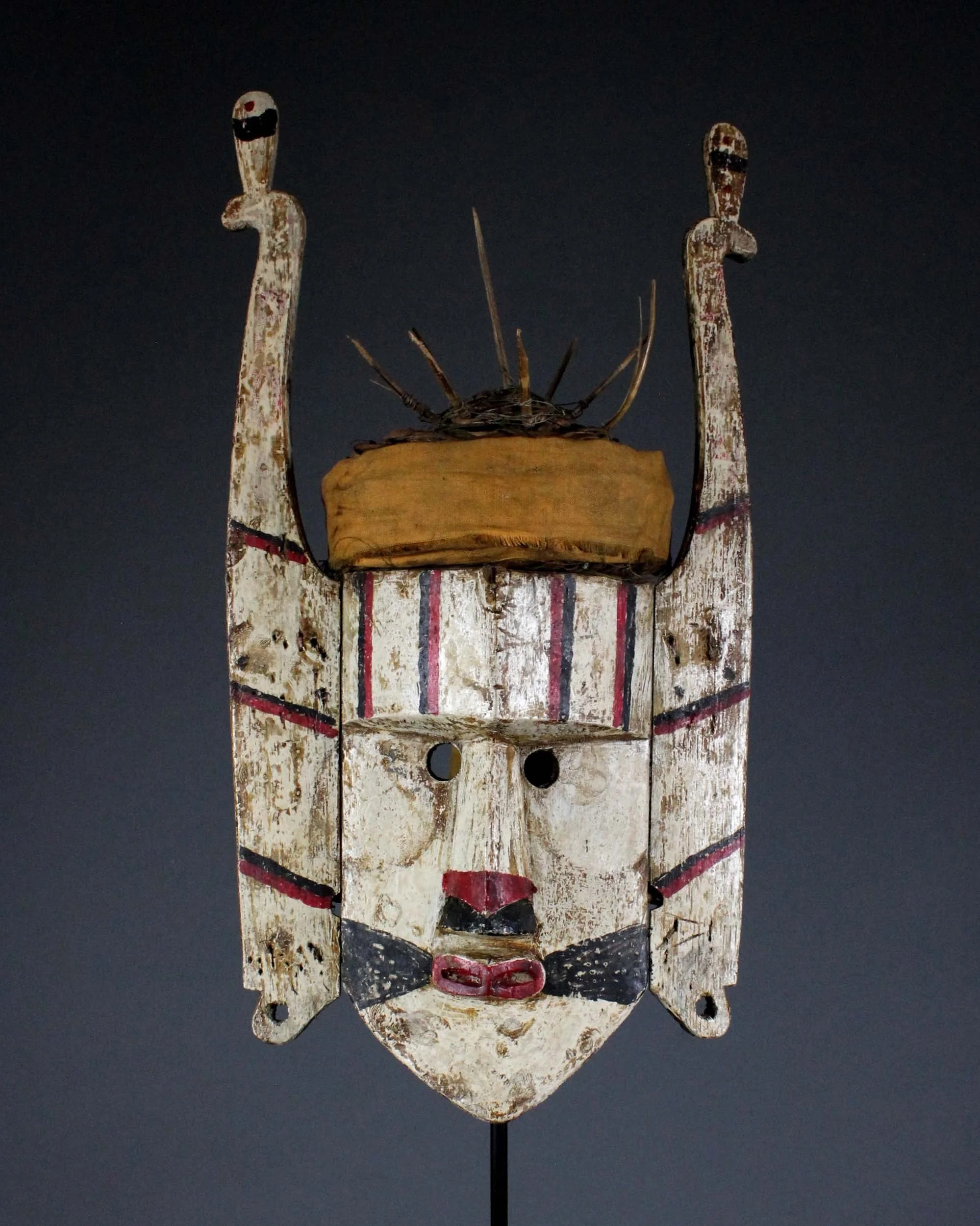 2561-mask-a.jpg