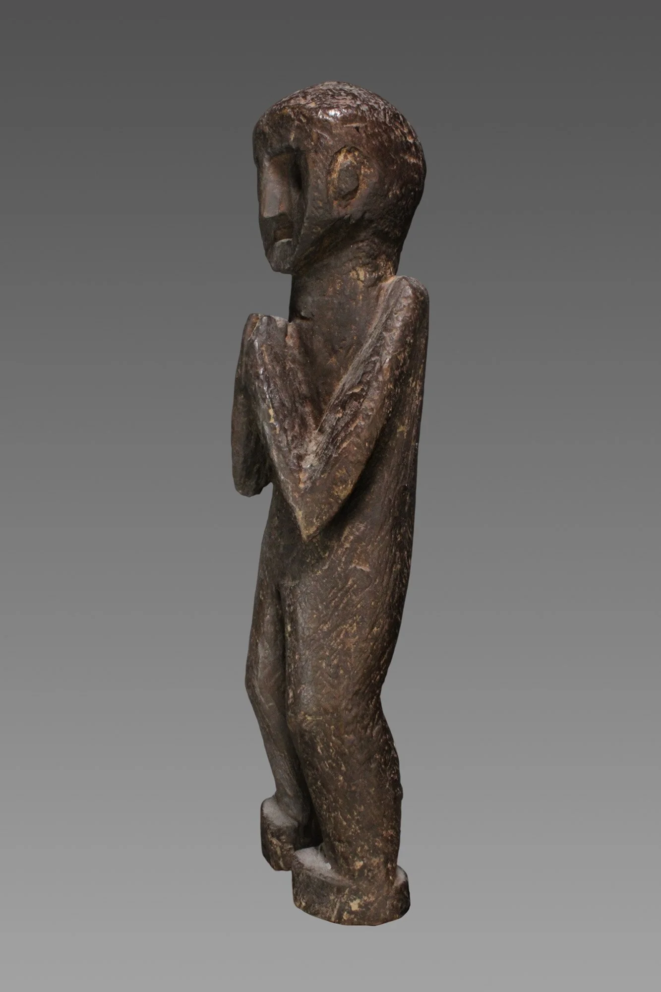 kpj2-statue-e.JPG