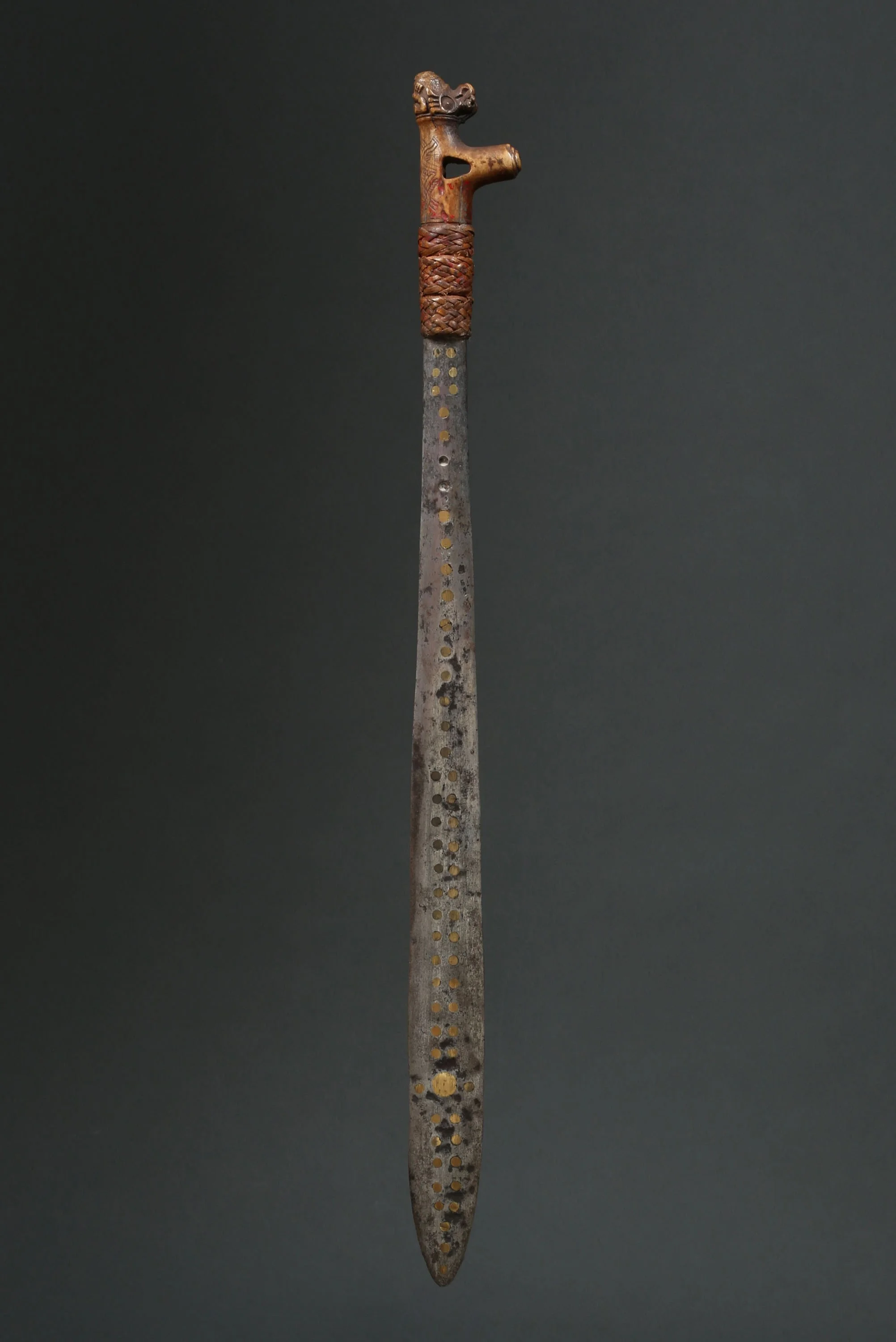 am1-sword-a.jpg