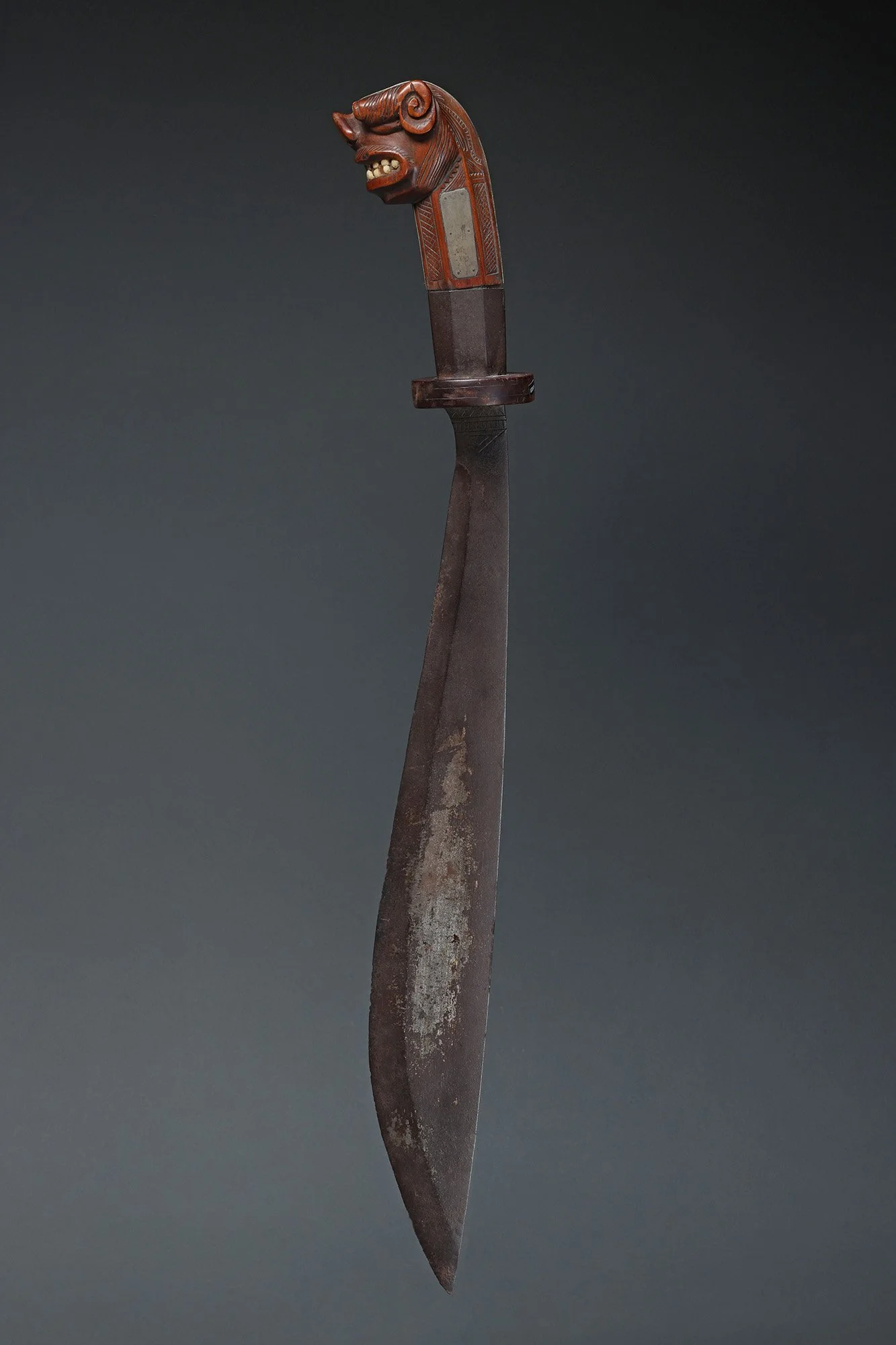 kpm1-knife-a.jpg